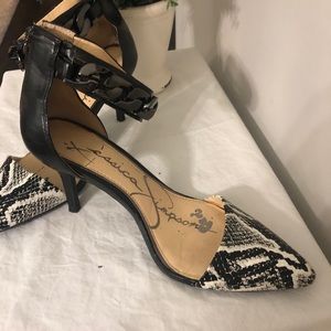 Jessica Simpson Pumps